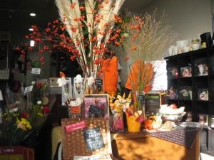店内は秋色です｜「京成フラワー」　（千葉県習志野市の花キューピット加盟店 花屋）のブログ